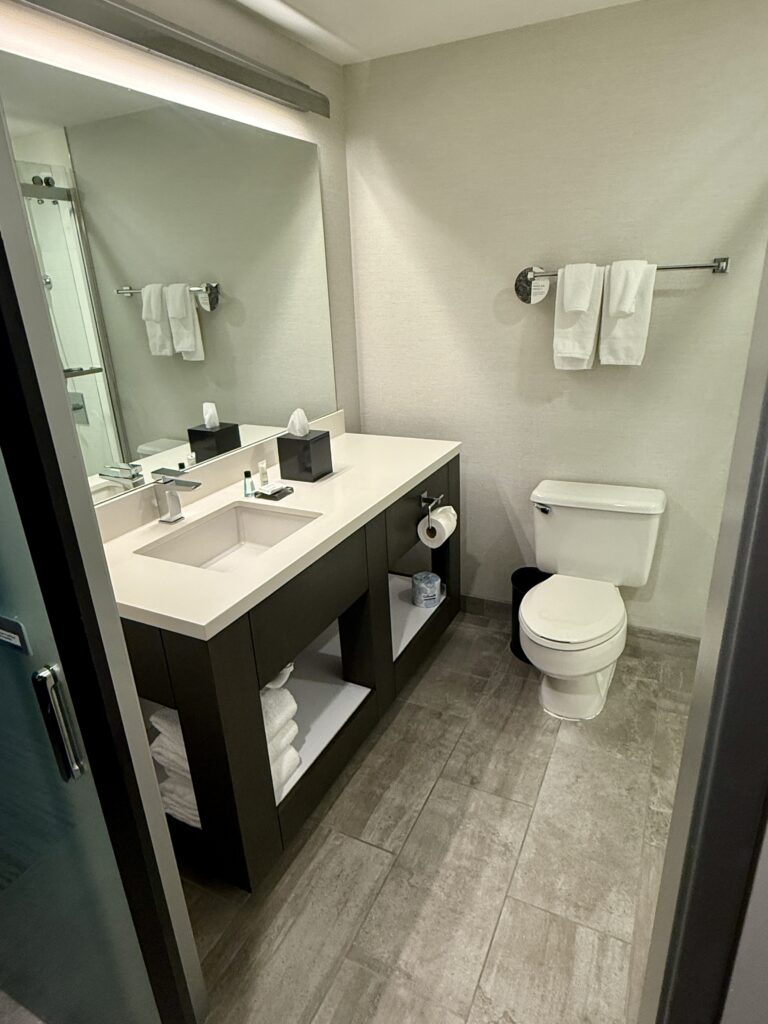 Marriott Cincinnati Northeast 10