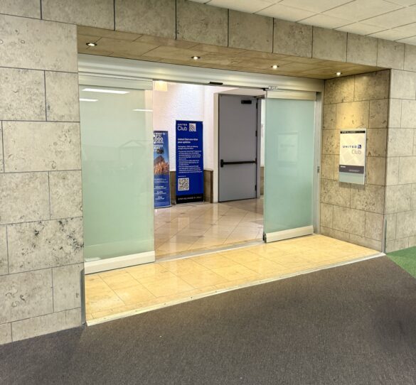 United Club SF F11 1