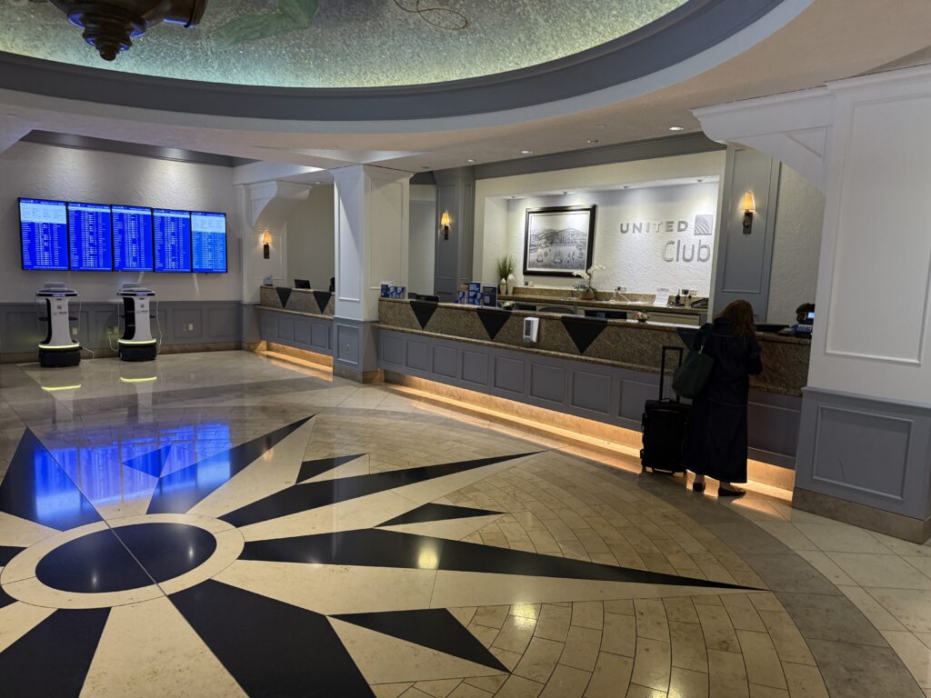 United Club SF F11 31