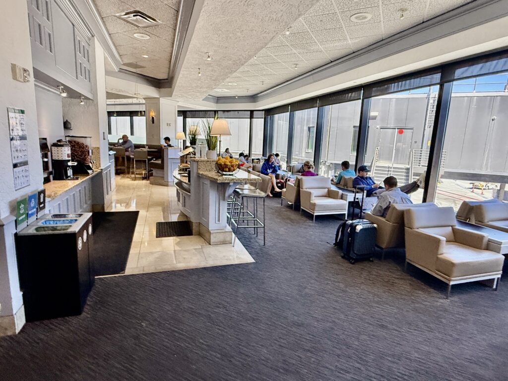 United Club SF F11 40