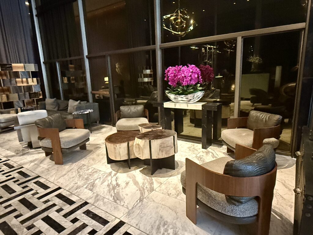 Thompson Dallas 3