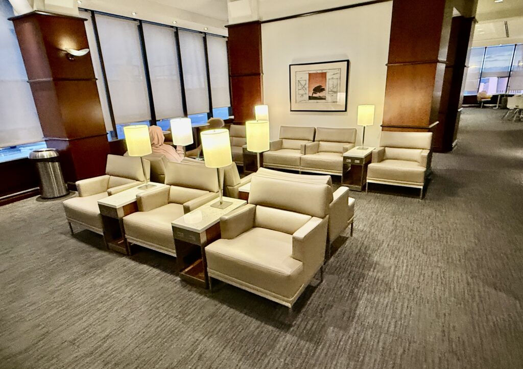 United Club CLE 7