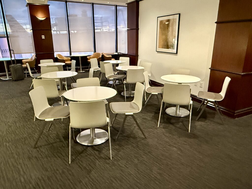 United Club CLE 10