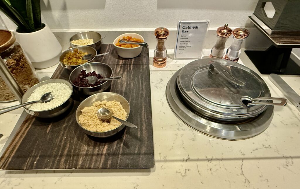 United Club CLE 24