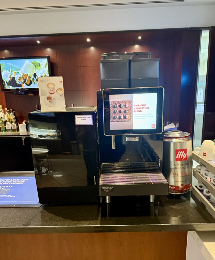 United Club CLE 26