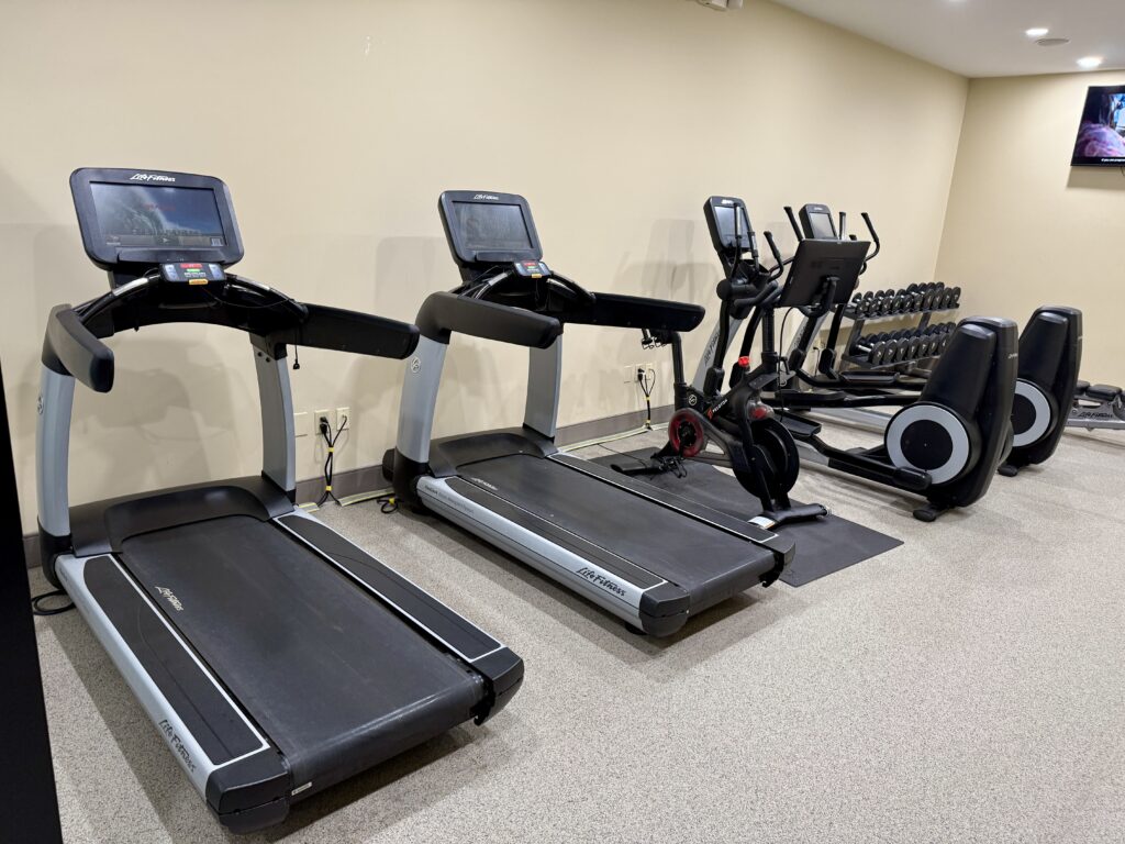 DoubleTree CVG 32