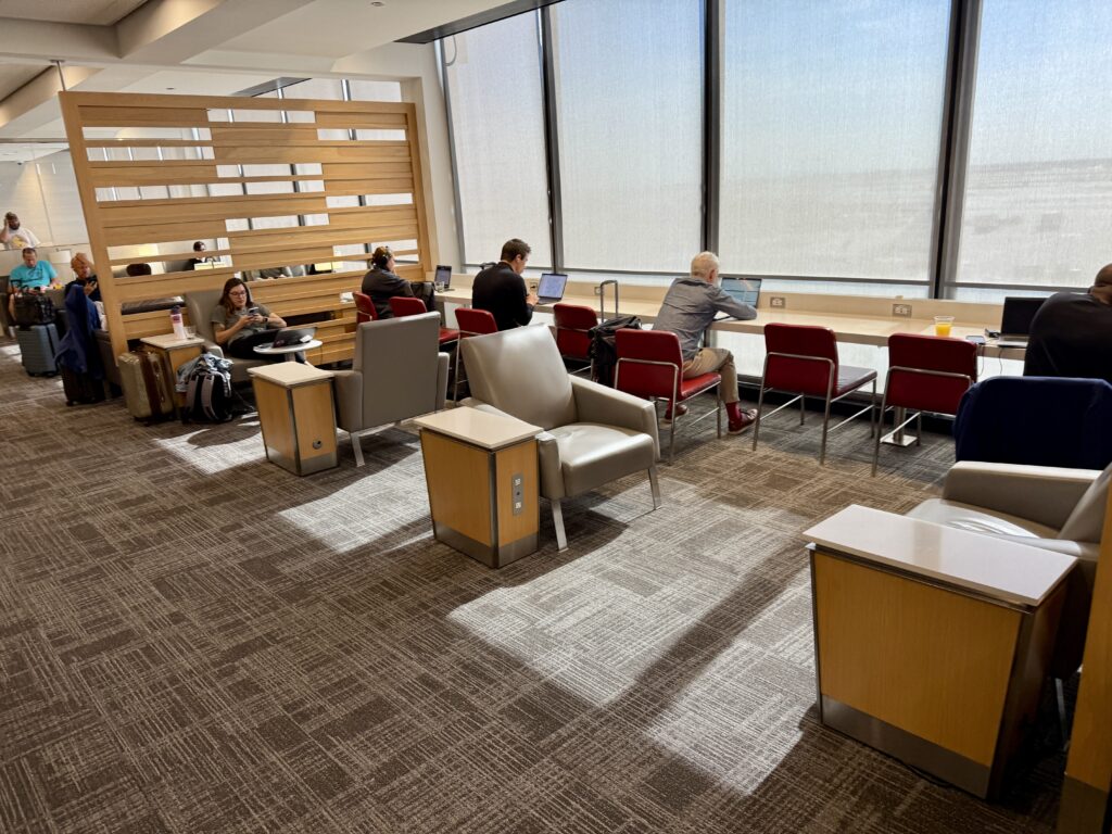 Admirals Club ORD 30