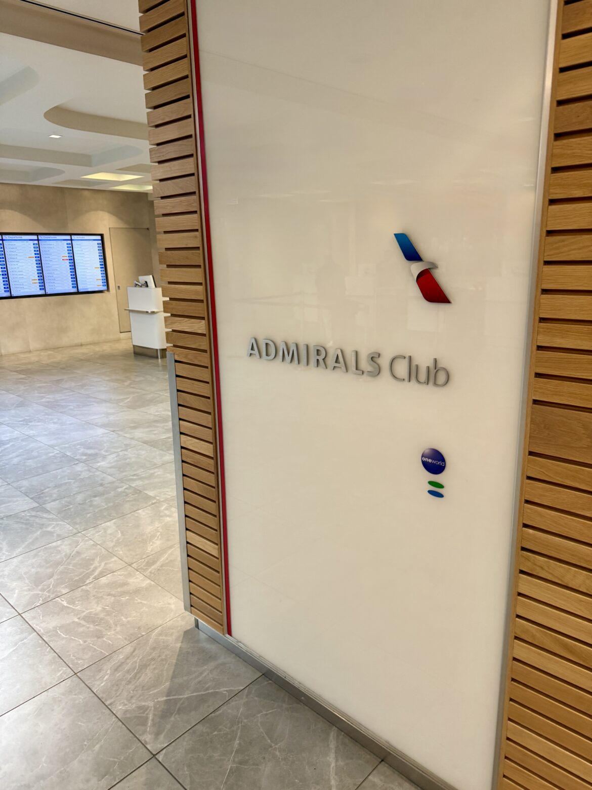 Admirals Club ORD 9