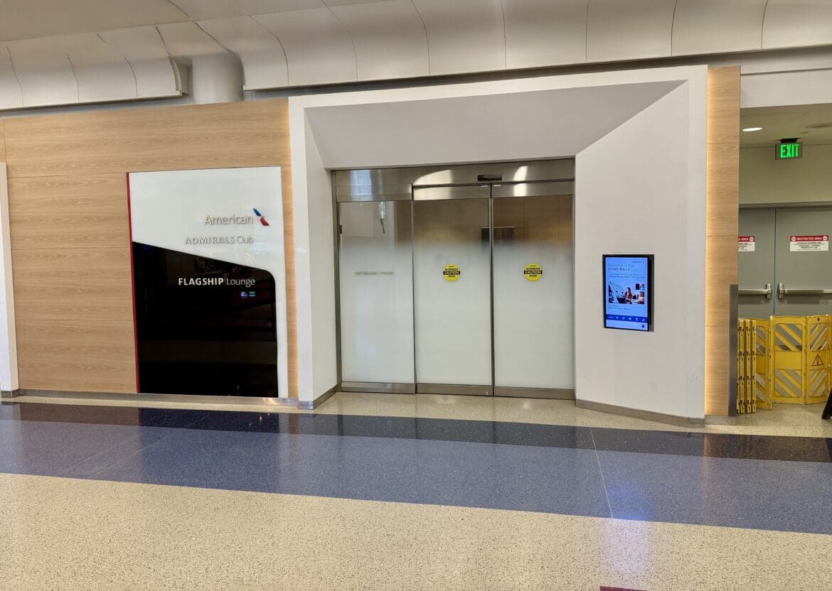 AA Admirals Club LAX T4 1