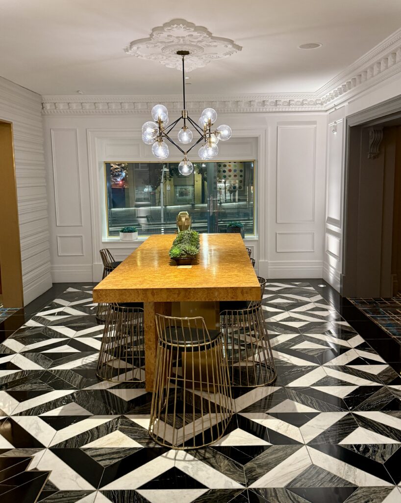Courtyard SF Van Ness 4