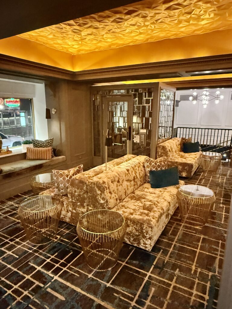Courtyard SF Van Ness 6
