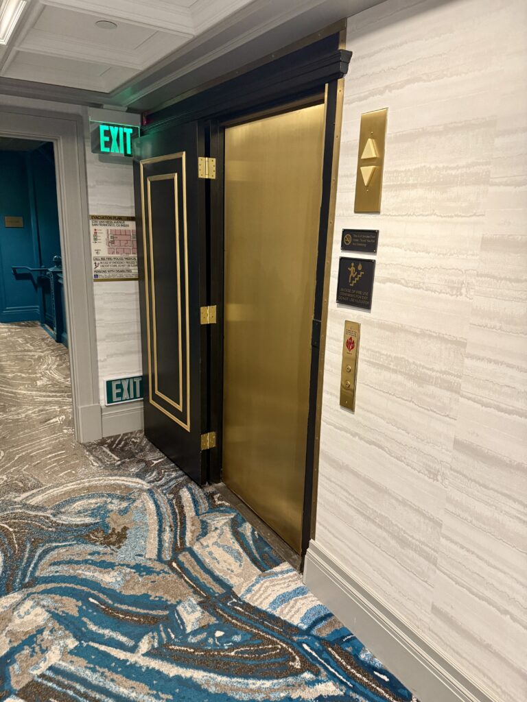 Courtyard SF Van Ness 11
