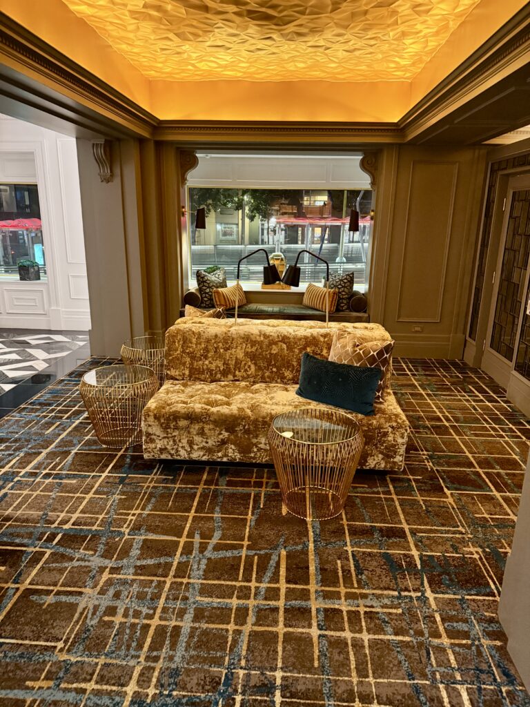 Courtyard SF Van Ness 8