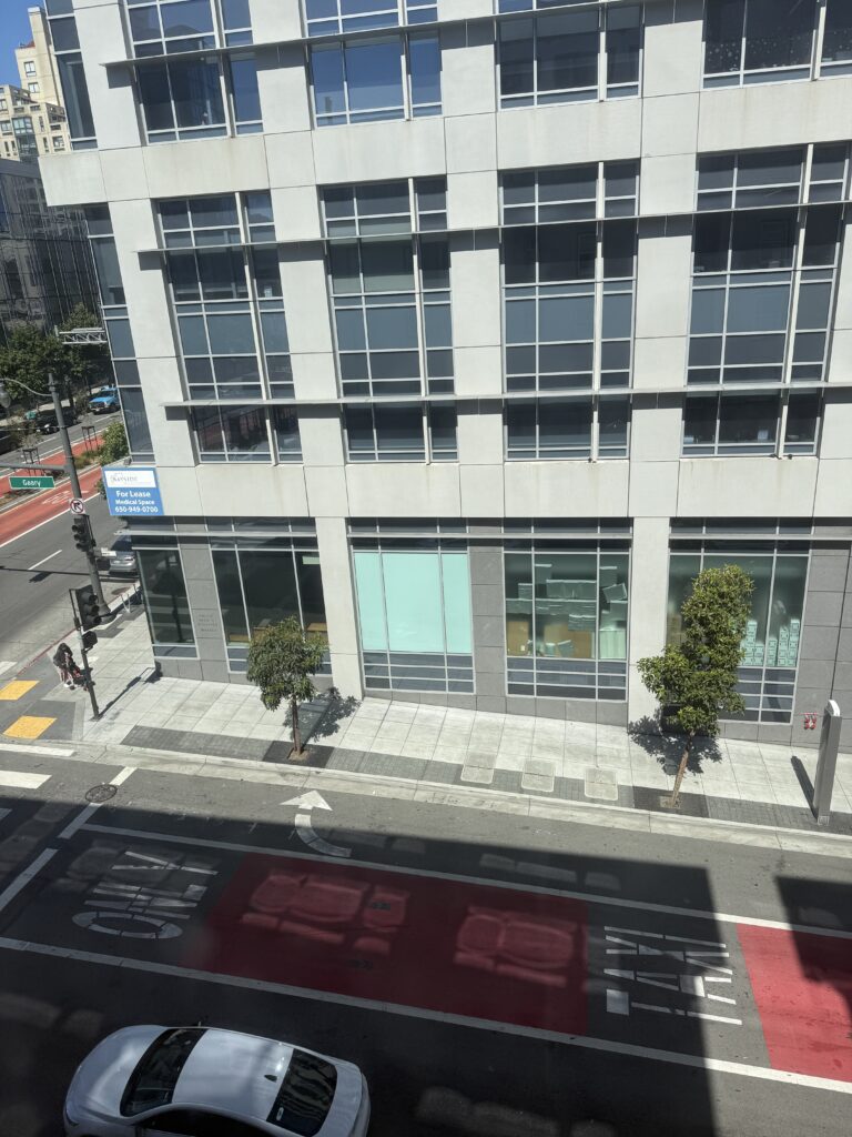 Courtyard SF Van Ness 26