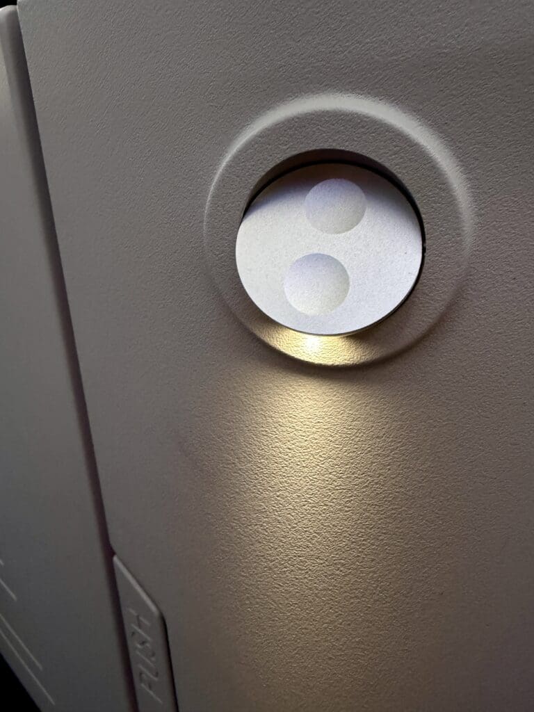 AA ORD to DFW 13