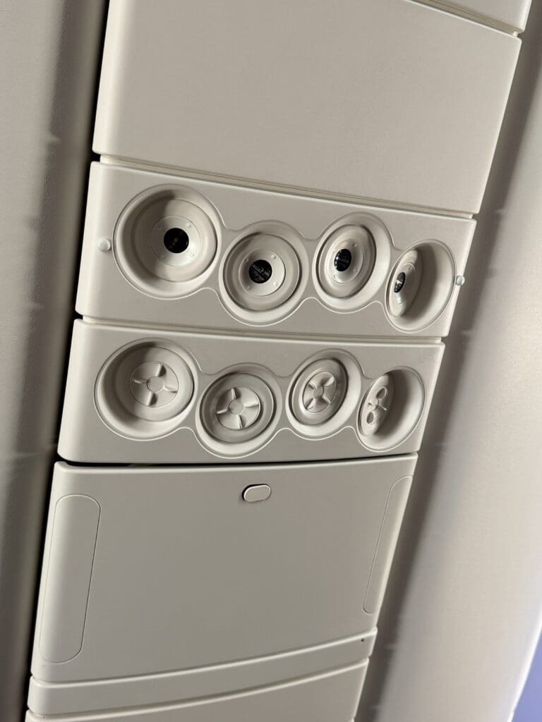 AA ORD to DFW 17