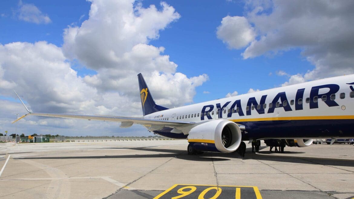 Ryanair Plane