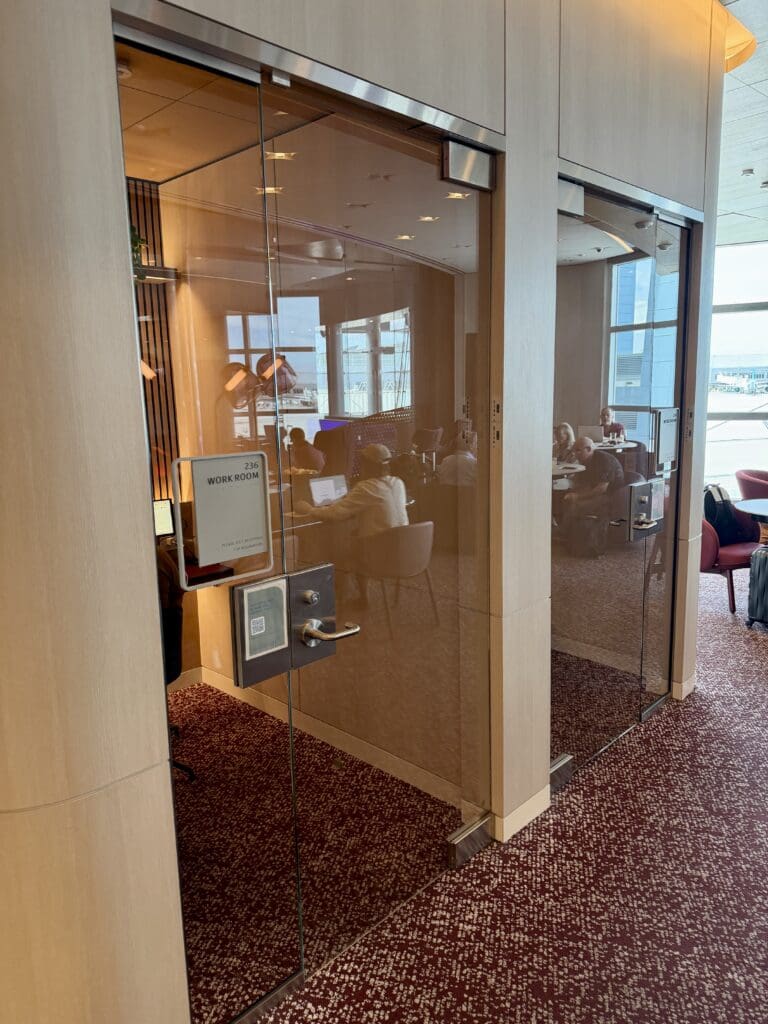 Capital One Lounge LAS 40