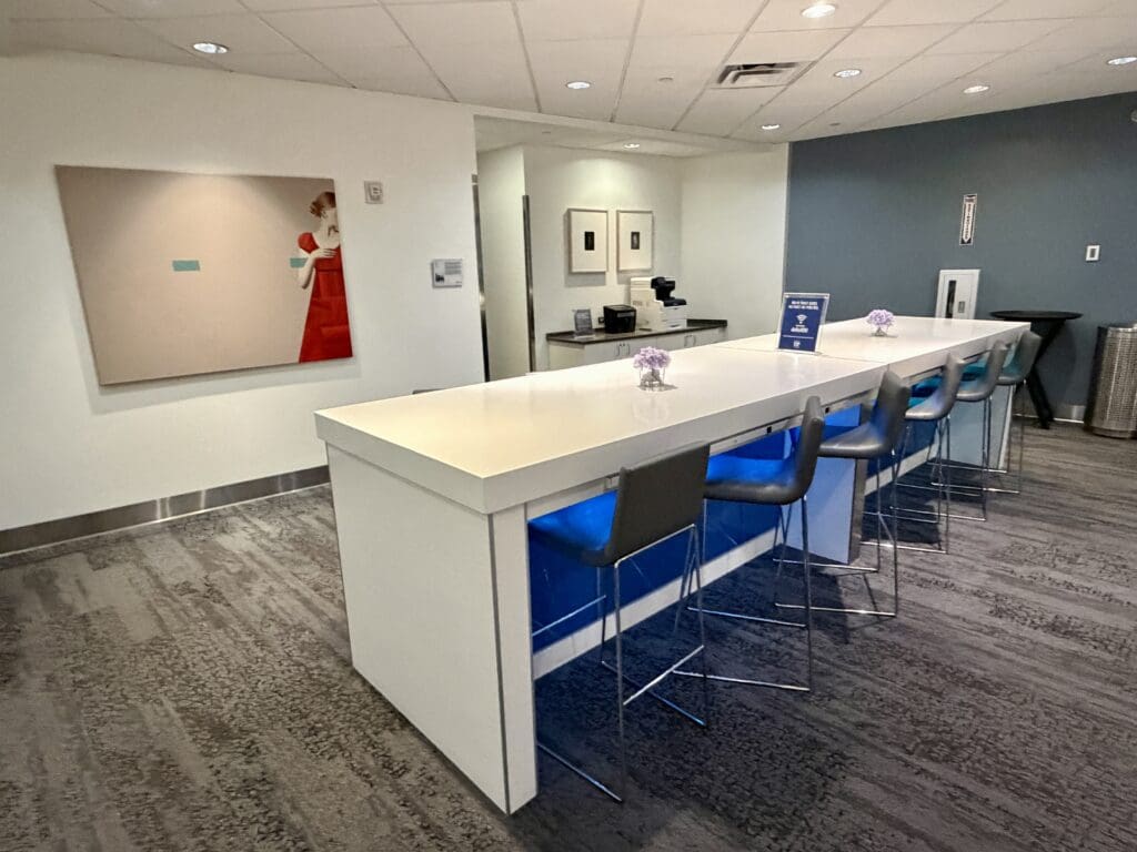 Delta Sky Club DFW 23