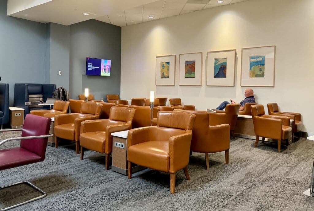 Delta Sky Club DFW 19