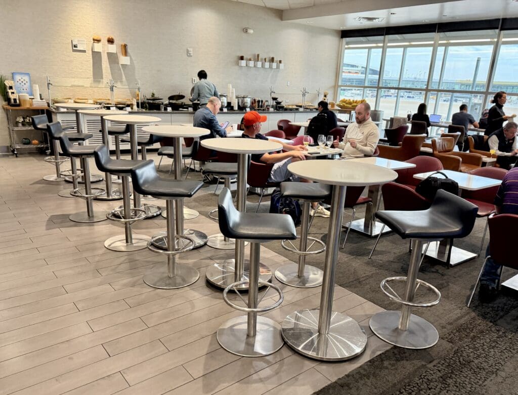 Delta Sky Club DFW 21
