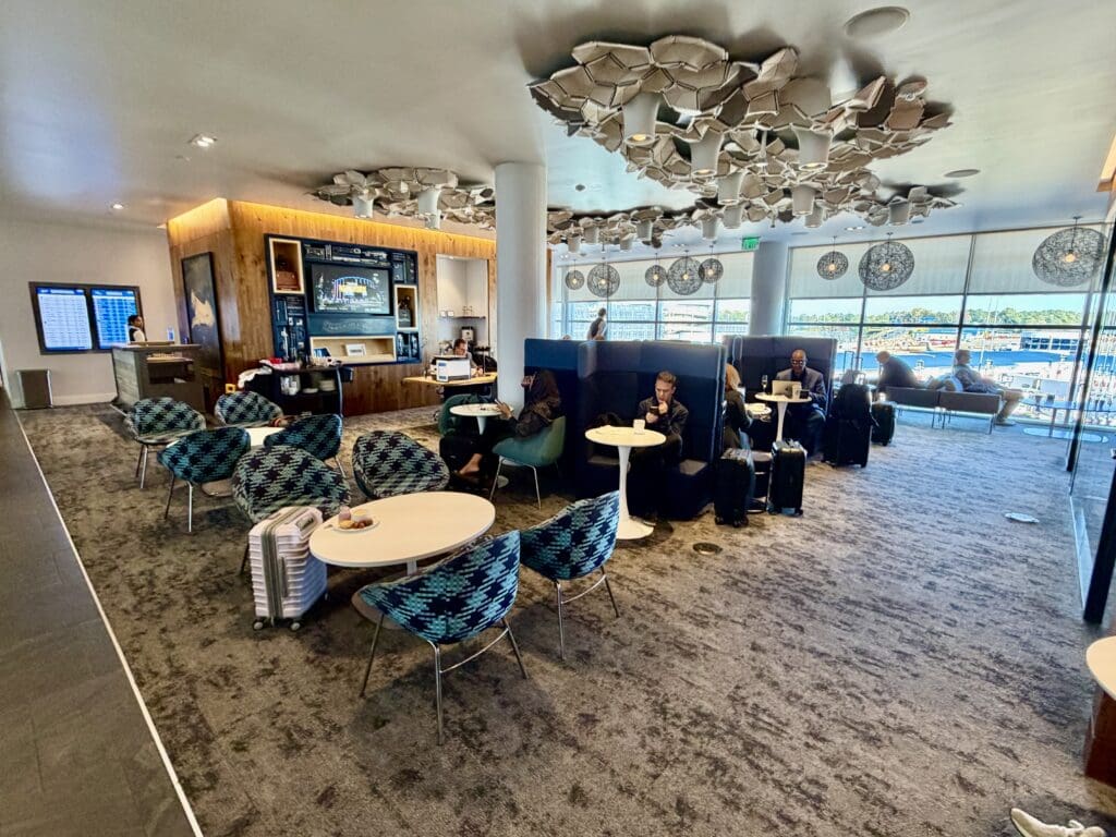 Amex Lounge CLT 23