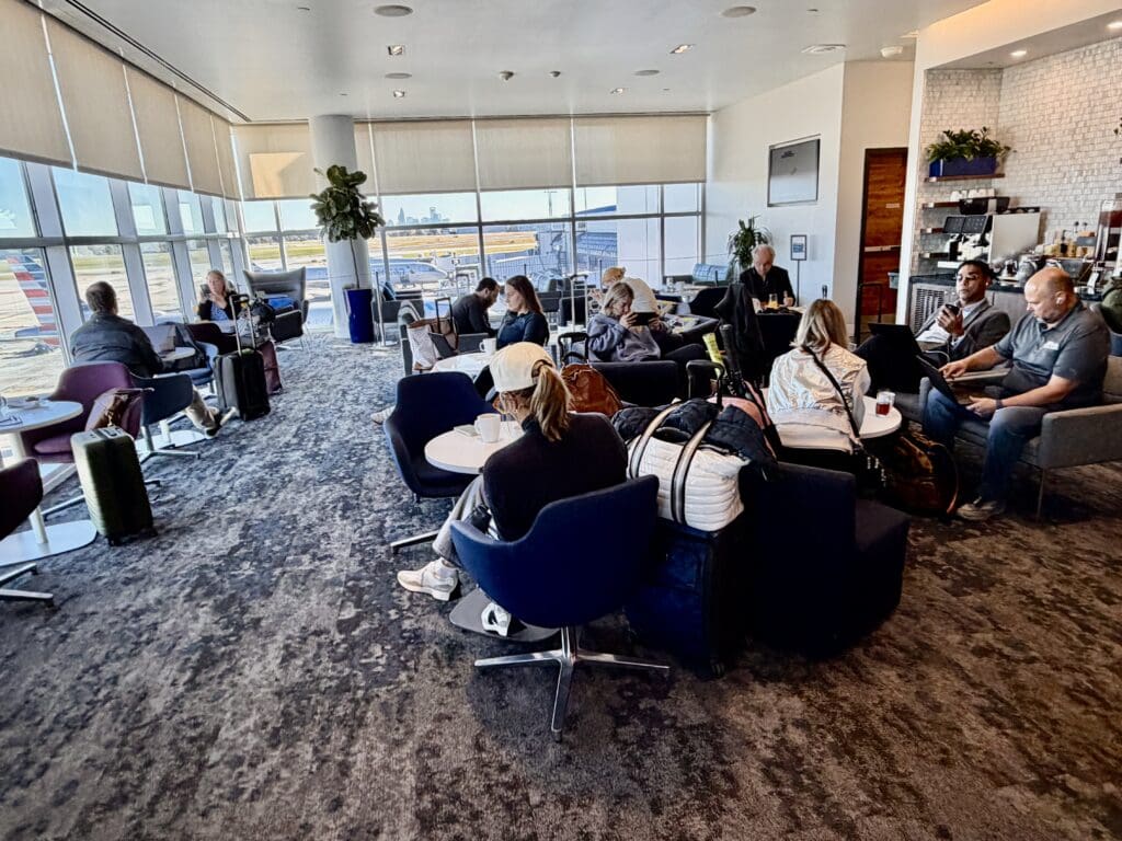 Amex Lounge CLT 28