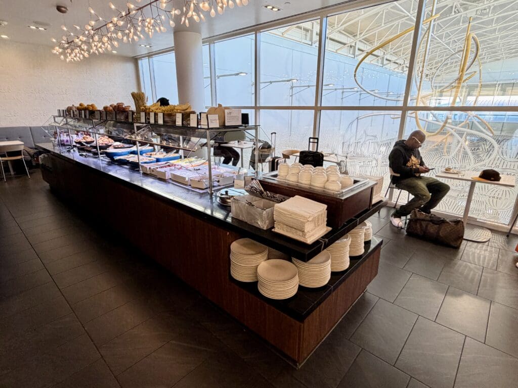 Amex Lounge CLT 11
