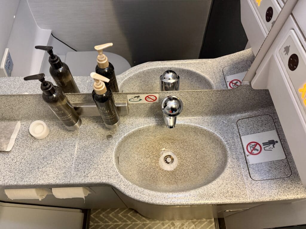 Air Canada TPA to YYZ 12