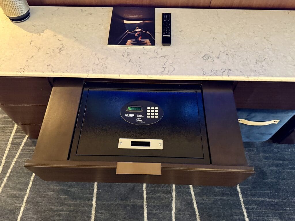 Park Hyatt Toronto 31