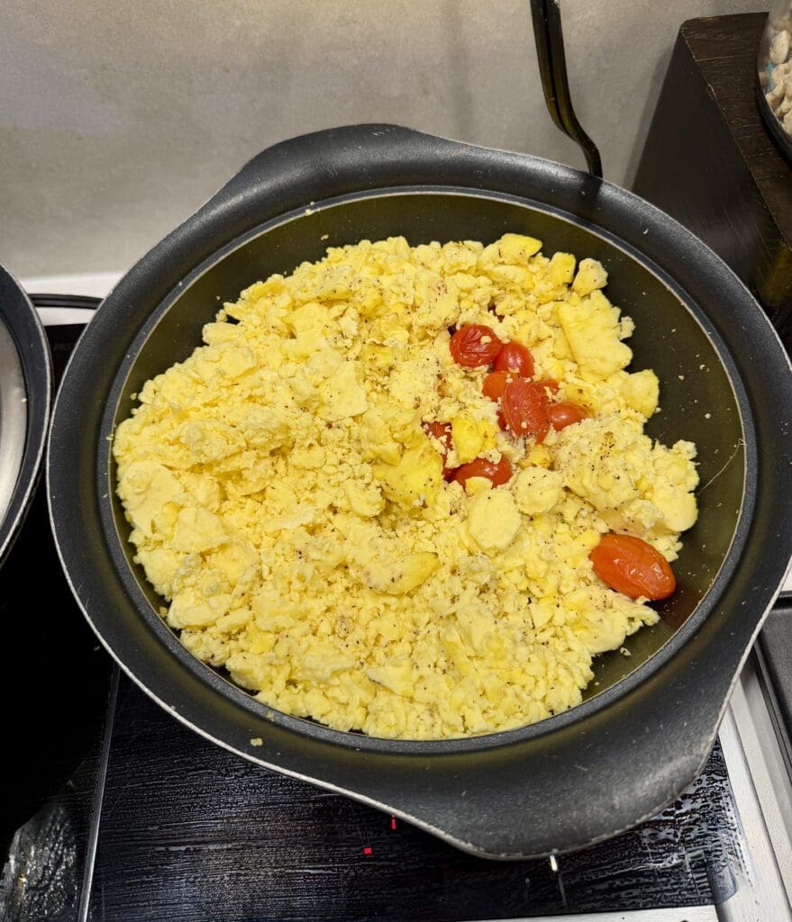 AA Admirals Club YYZ 11