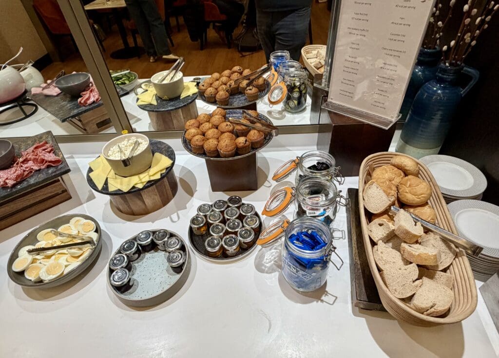 BA Galleries First LHR 20