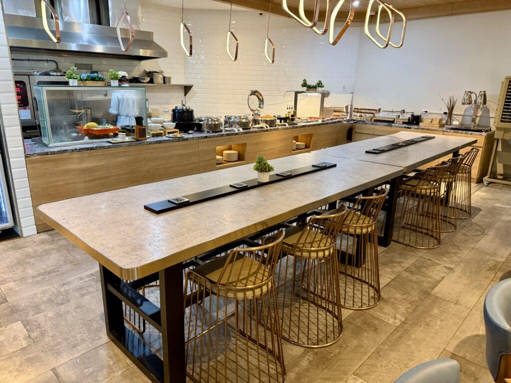 Plaza Premium CEB 17