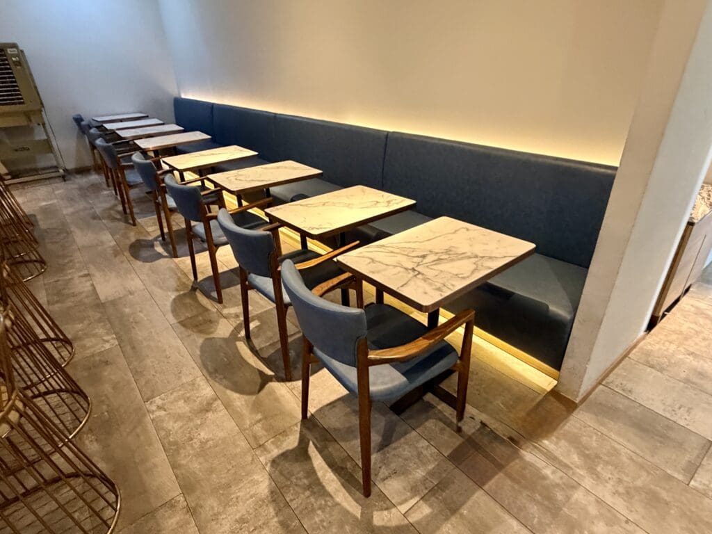 Plaza Premium CEB 18