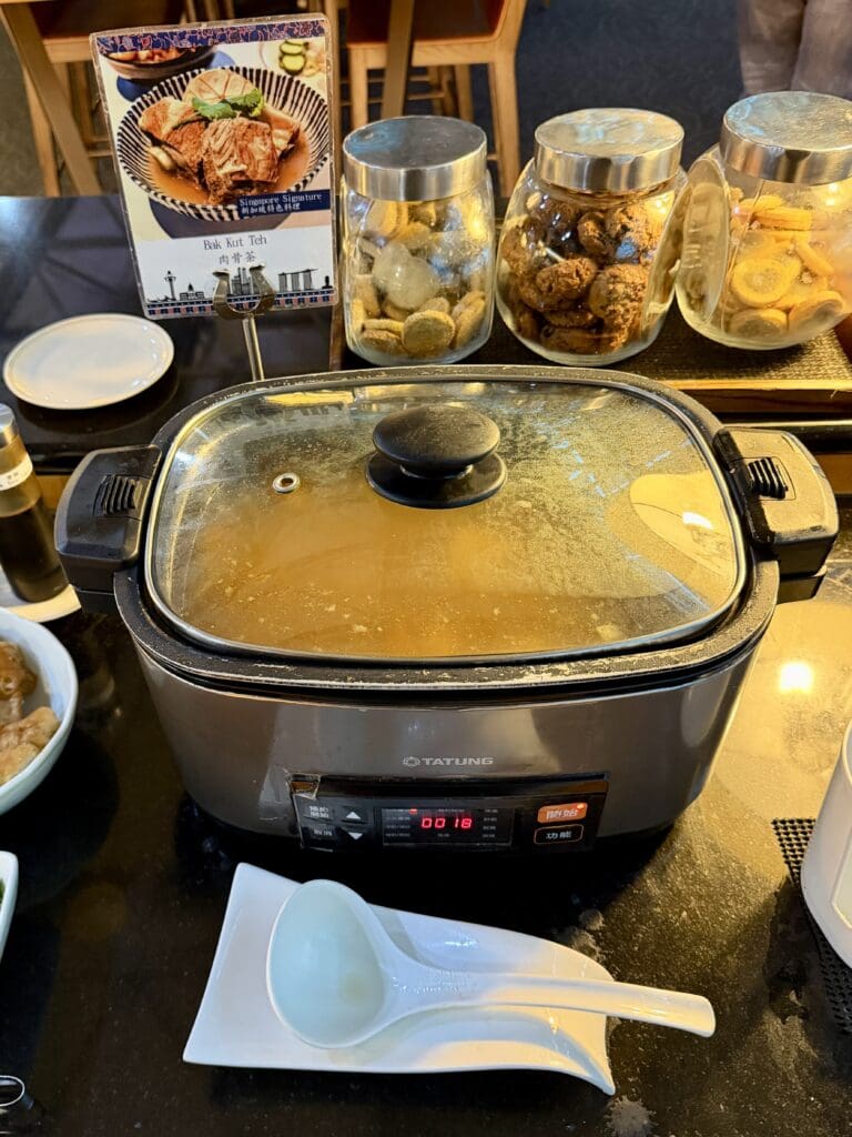 Singapore Lounge TPE 11