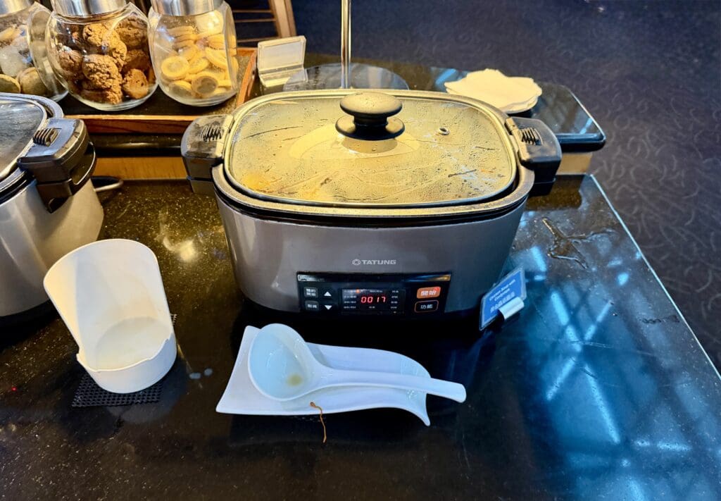 Singapore Lounge TPE 14