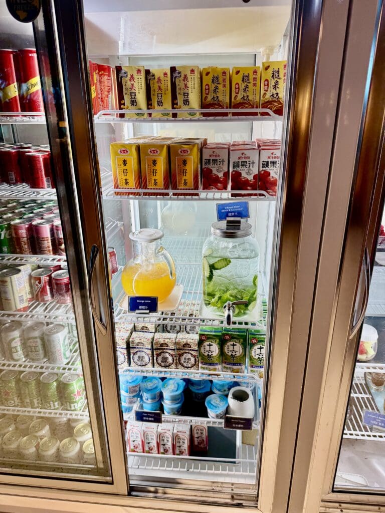 Singapore Lounge TPE 6