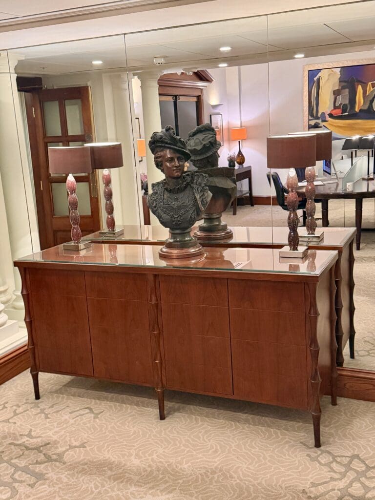 JW Marriott London 77