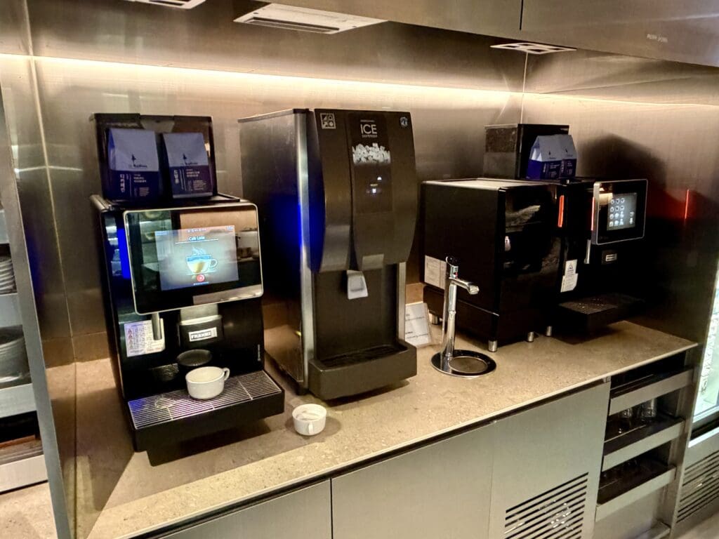 Korean Air Prestige Lounge ICN 6