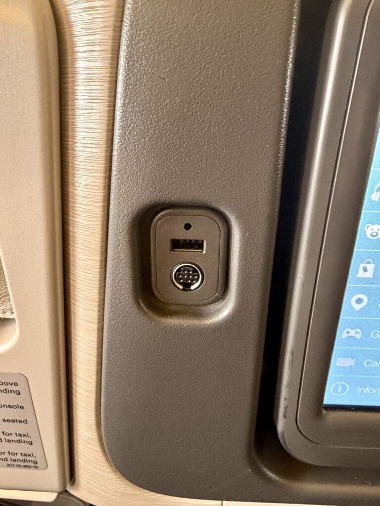 Cathay HKG to MNL 14