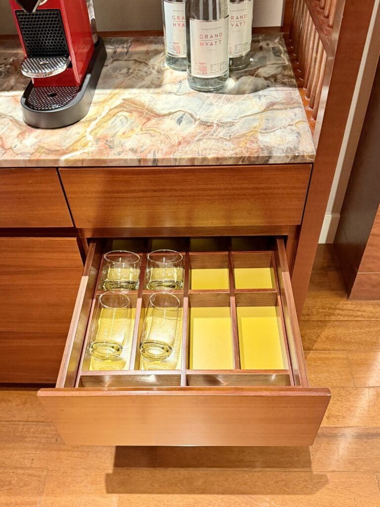 Grand Hyatt Manila 26