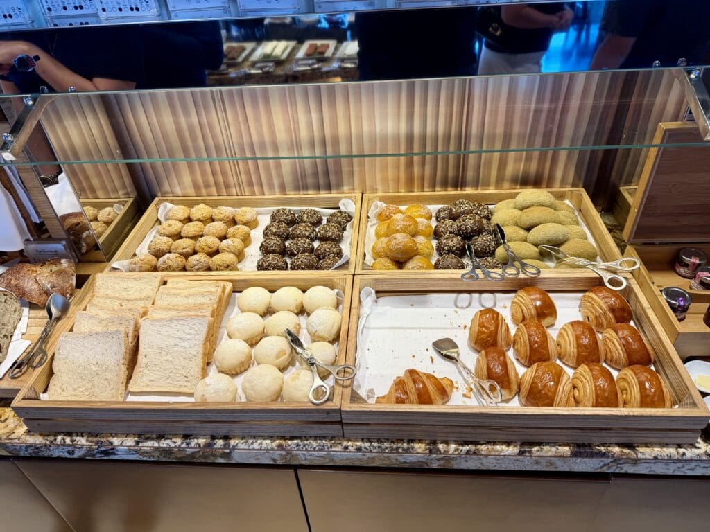 Grand Hyatt Manila 76