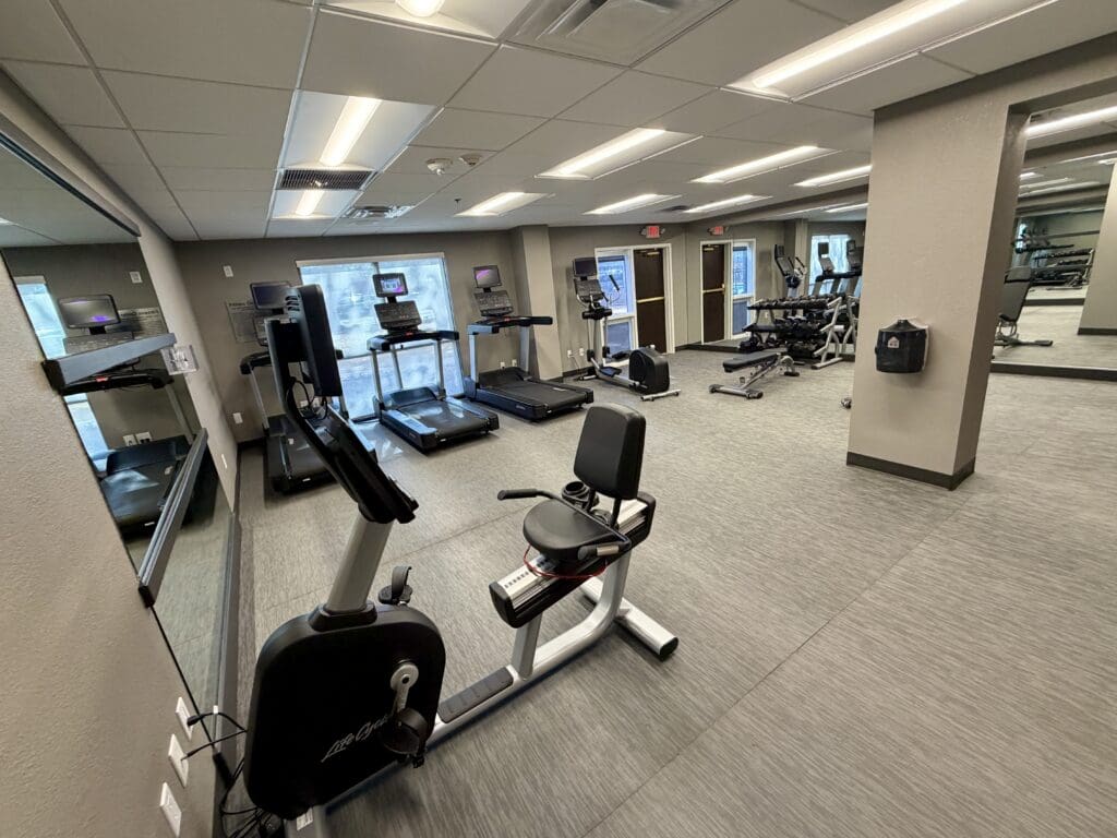 Courtyard Addison 34