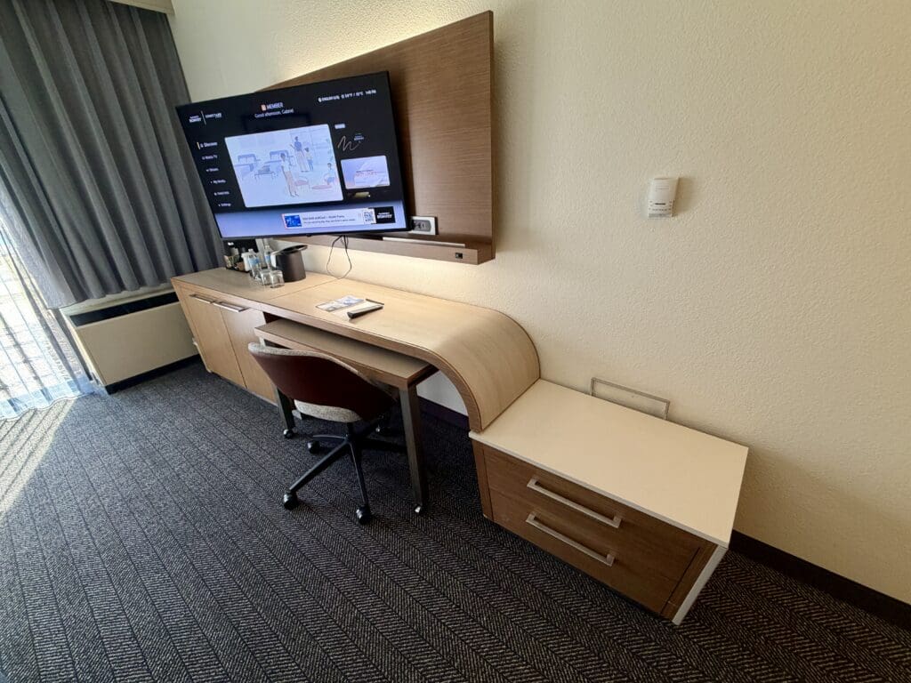 Courtyard Addison 22