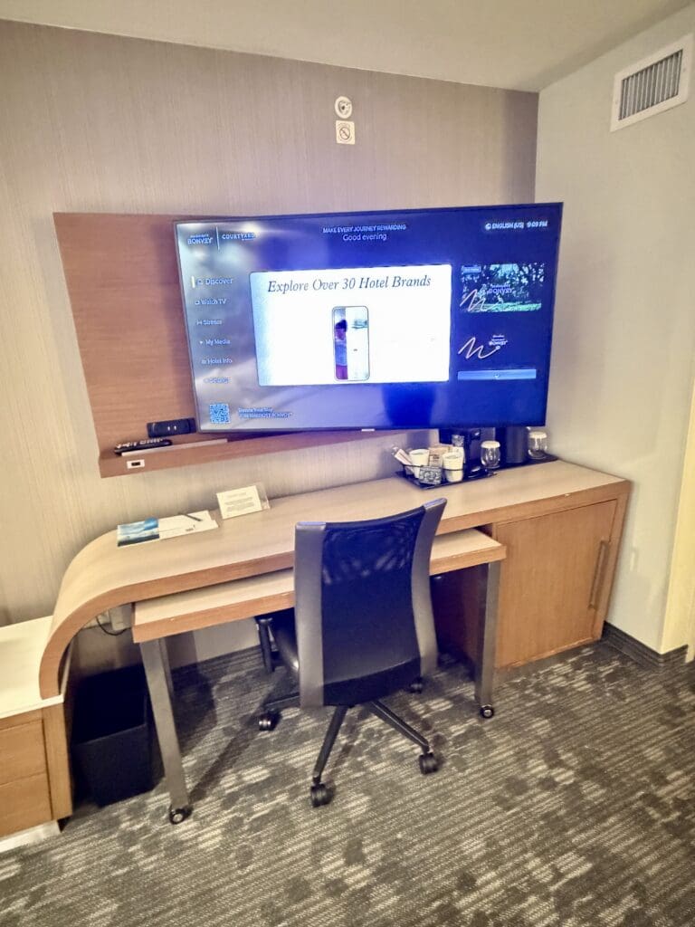 Courtyard Cincinnati Mason 23