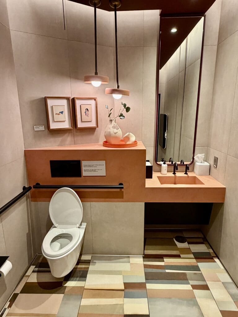 Capital One Landing LGA 25