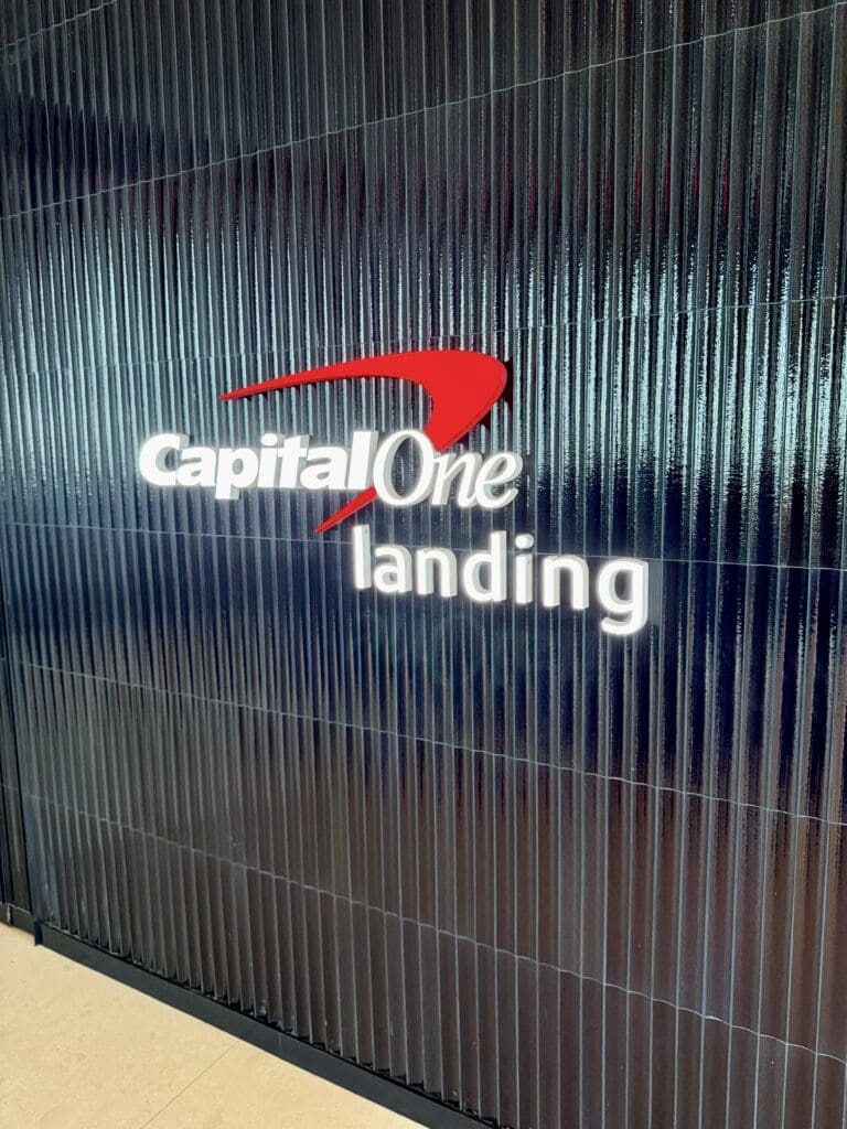 Capital One Landing LGA 5