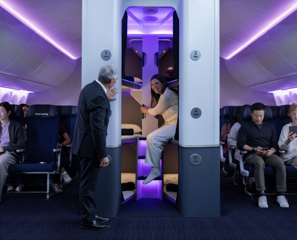 Air New Zealand Economy Skynest_4