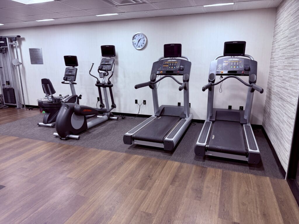 Courtyard CVG South 32