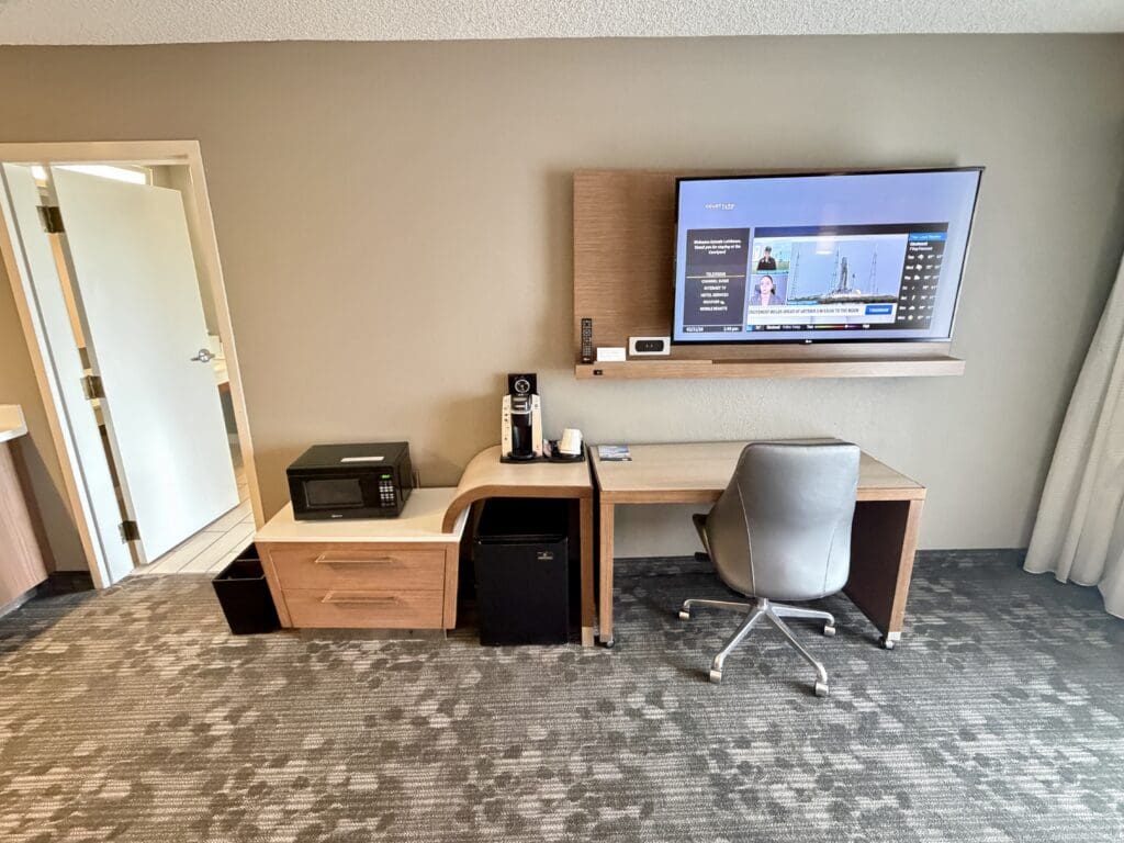 Courtyard CVG South 15